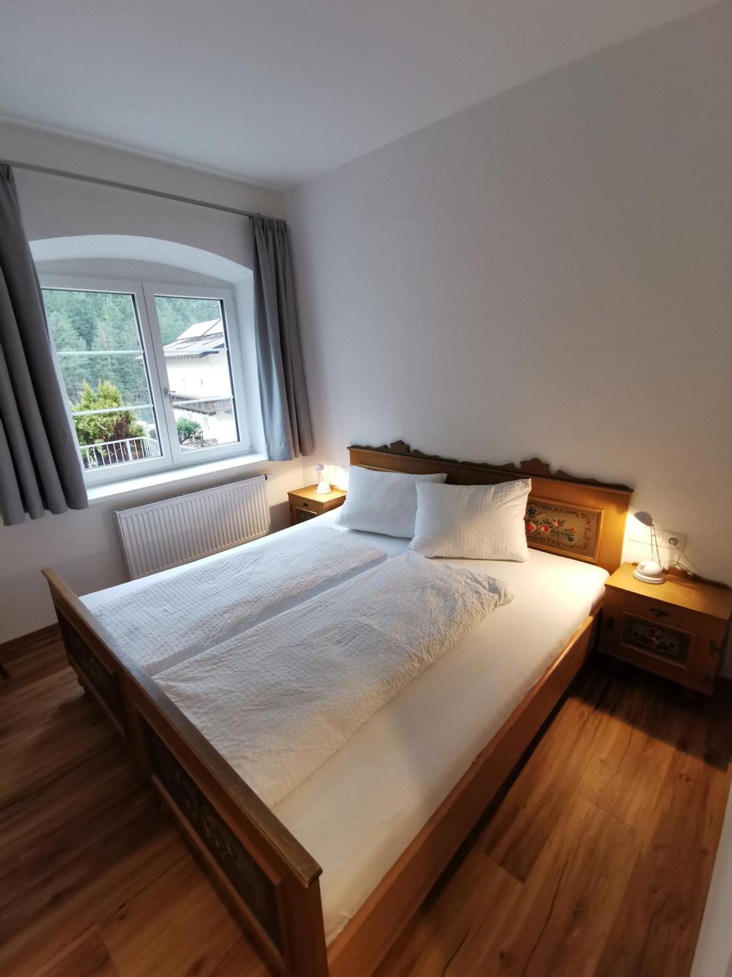 Apartments Haus Schoen - Preise Inclusive Pitztal Sommer Card Jerzens Habitación foto